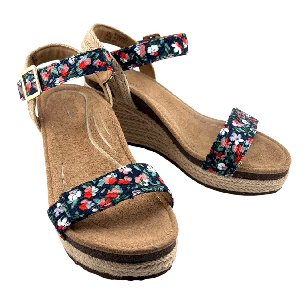 Aetrex Navy Floral Wedge Espadrille Sandals with Red and White Accents